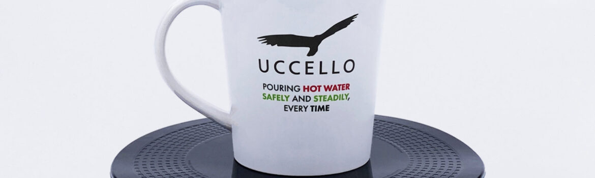 Uccello Grip Mat with Uccello Kettle